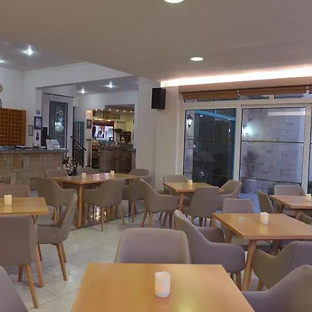 Aparthotel Barbie Ialysos (Rhodes)