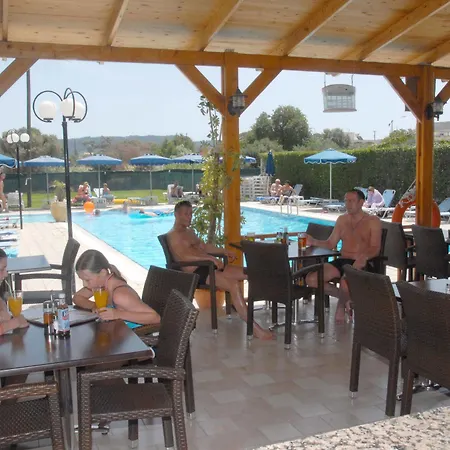 Aparthotel Barbie Ialysos (Rhodes)