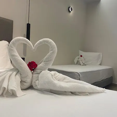 Barbie 2* Ialysos (Rhodes)