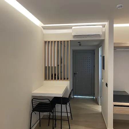 Barbie Apart Otel Ialysos (Rhodes)