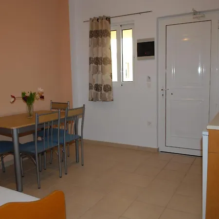 Apart Otel Barbie Ialysos (Rhodes)