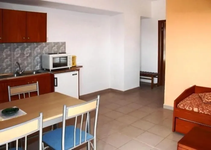 Apartahotel Barbie 2*